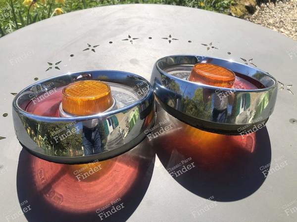 Paire de LAMPES ARRIÈRE (verres) - droite & gauche - BMW 1500 / 1600 / 1800 / 2000 (Neue Klasse) - 18358 (R) / 18348 (L)- 1