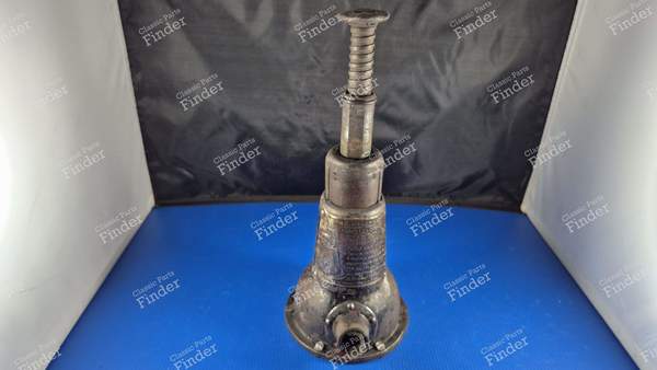 Wagenheber Typ 'Flasche' alt MICHELIN - DELAGE DR - FOREST- 0