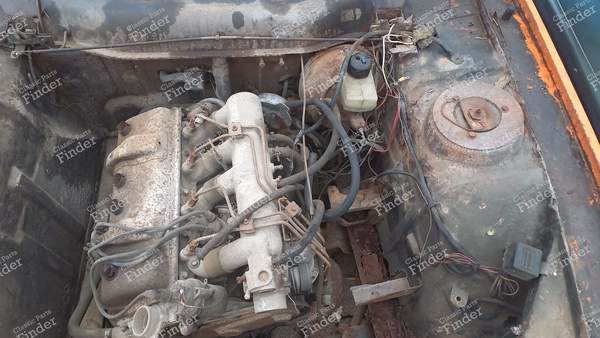 Cabrioversion zum Restaurieren - PEUGEOT 504 - 2