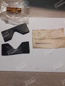 Tailgate window gasket spacers - DATSUN Patrol (160/260)