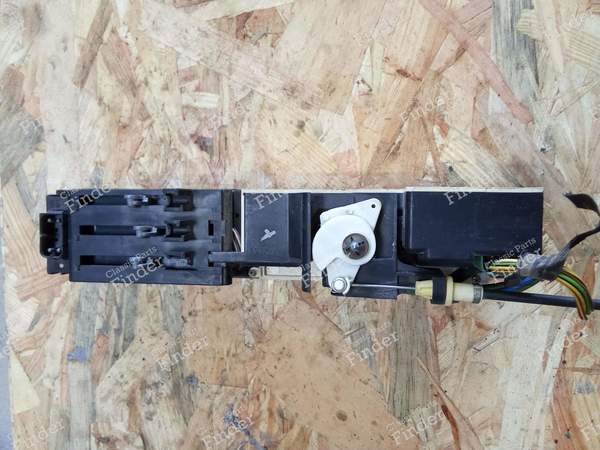 Steuerung der Heizung/Lüftung BMW E34 - BMW 5 (E34) - 1.384290.0- 2