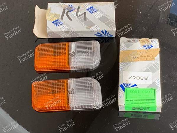 2 Cabochons Blink-/Nachtlicht - Rechts + Links - RENAULT 4 / 3 / F (R4) - 10530- 0