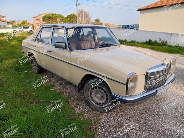 220D - to restore fully or for parts - MERCEDES BENZ /8 (W114 / W115) - 115.115- 1