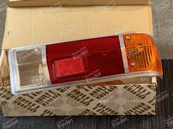 Right rear cabochon SIMCA 1301/ 1501 - SIMCA 1300 / 1500 / 1301 / 1501 - 621D- 1