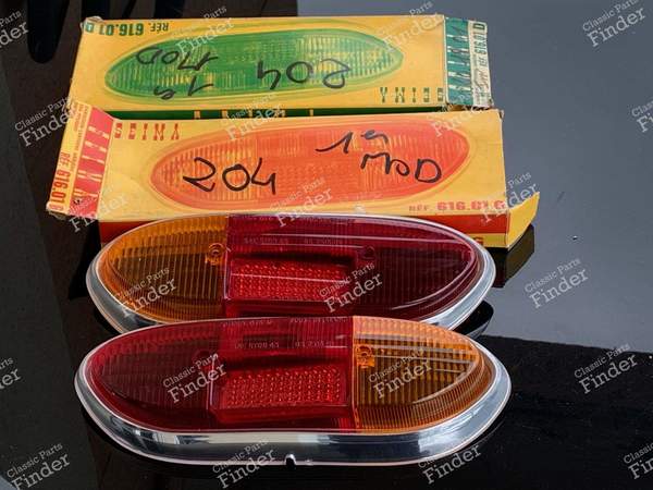 Two Seima 204 Series 1 rear covers - PEUGEOT 204 - 616.01D / 616.01G- 1