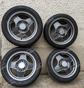 4 Momo rims for VOLKSWAGEN (VW) Käfer / Beetle / Coccinelle / Escarabajo