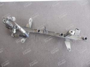 RAMPE INJECTION PORSCHE 944-2 & 924S - PORSCHE 944 - 94411008020 ou 94411008008- thumb-1