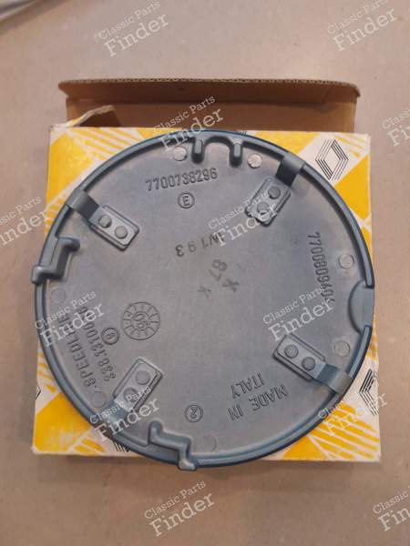 RADMUTTERABDECKUNG GT TURBO 'ALAIN OREILLE' VERSION - RENAULT 5 (Supercinq) / Express / Rapid (R5) - 7700809404- 1