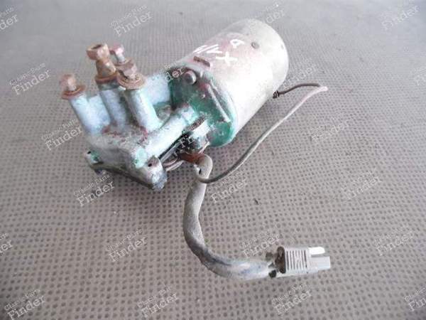 FIAT/BERTONE X1/9 1500 RIGHT HEADLIGHT ENGINE - FIAT-BERTONE X1/9 - 3