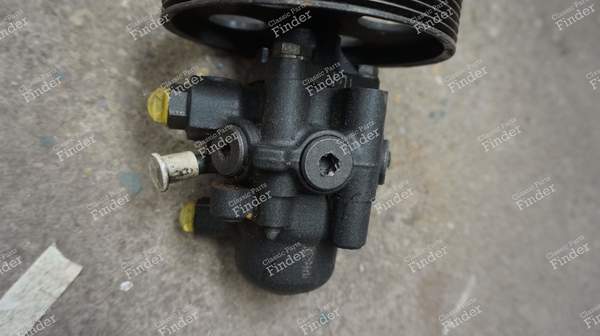 Pumpe Servolenkung Citroen Xantia - CITROËN Xantia - 1