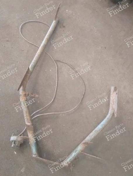 Crochet d'attelage pour Renault 4 ou Citroën 2 Cv - RENAULT 4 / 3 / F (R4) - 1