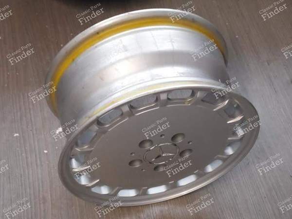 RIM 2014001302 MERCEDES 190 TYPE W201 - MERCEDES BENZ 190 (W201) - 2014001302- 2