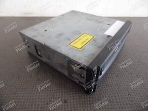 DVD NAVIGATION PLAYER - PORSCHE 996 & 986 - PORSCHE 911 (996) - 99664212200EFR équivalente à 99664212201EFR, 99664212202EFR et 99664212203EFR- thumb-2
