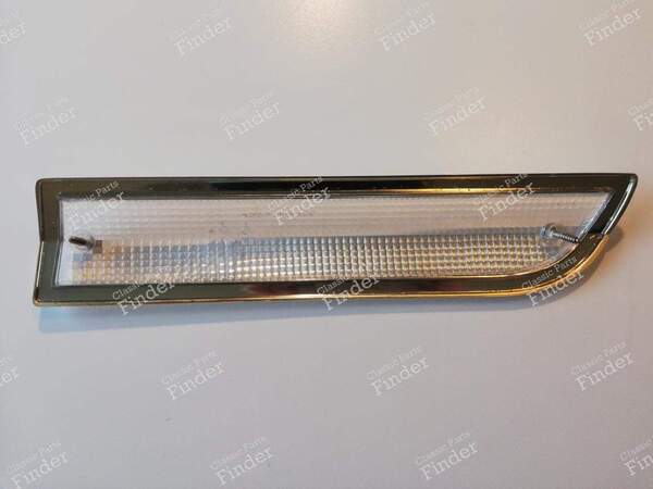 Feu clignotant / veilleuse avant droit - PEUGEOT 504 - 1046 0A- 6