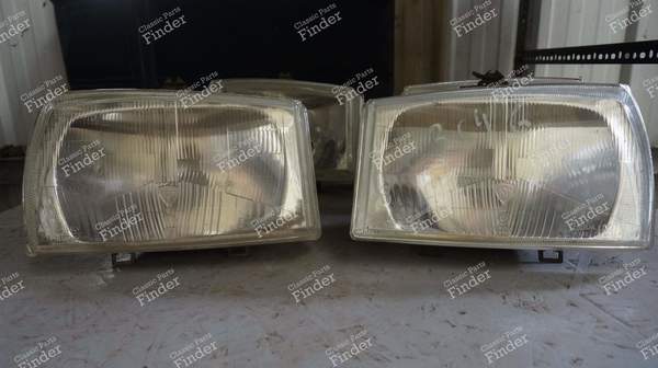 Headlight optics - PEUGEOT 304 - 621058 (L) - 621059 (R)- 0