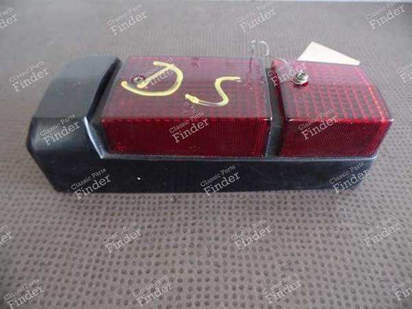 CABOCHON FEU ARRIERE - CITROËN DS / ID - 637- 3