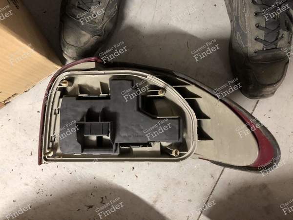 Feu arrière gauche - FORD Mondeo / Contour - 938613N004- 1