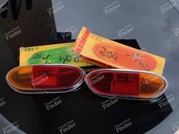 Two Seima 204 Series 1 rear covers - PEUGEOT 204 - 616.01D / 616.01G- 0