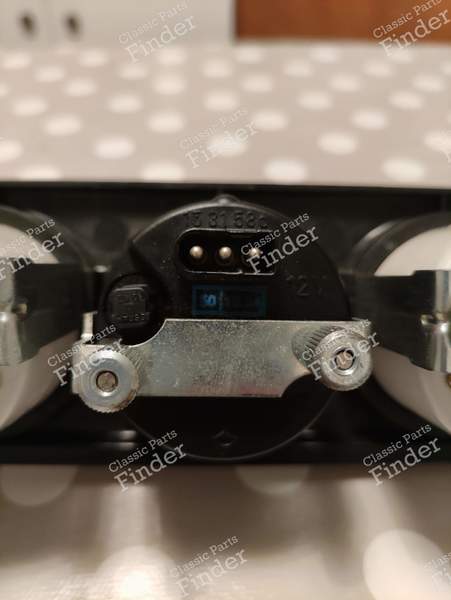 Mercedes-Benz W201 190E 2.3-16 2.5-16 EVOLUTION I & II Console centrale avec minuterie de tour et cendrier - MERCEDES BENZ 190 (W201) - 2016831636- 6