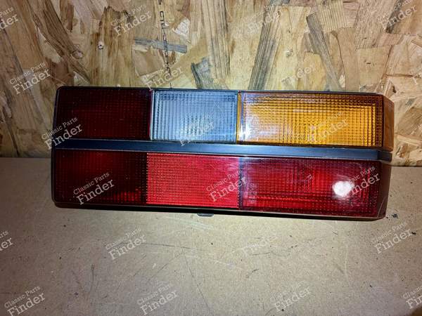 Right rear light - VOLKSWAGEN (VW) Golf I / Rabbit / Caddy / Jetta - E2 772 / 901- 0