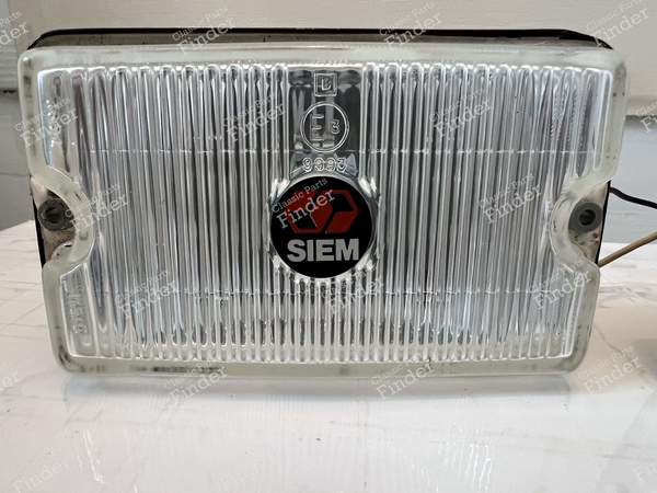 Paire de feux antibrouillard - PEUGEOT 205 - 9993- 4