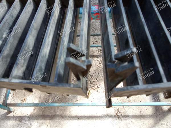 Calenders - PEUGEOT 504 - 4