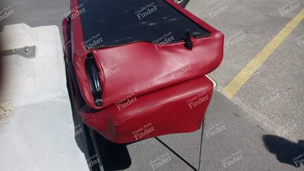 Red leather/vinyl bench seat for Golf 1 Cabriolet - VOLKSWAGEN (VW) Golf I / Rabbit / Cabriolet / Caddy / Jetta - 155 885 375 / MZL 3058- 3