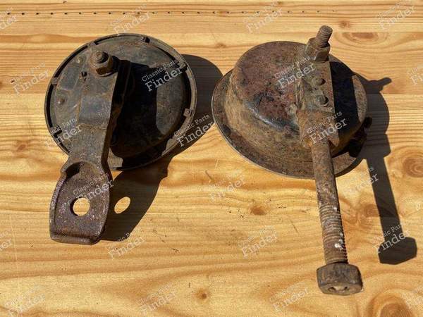 2 horns - CITROËN Rosalie - 1