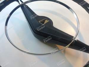 Quillery-Lenkrad - PEUGEOT 404 - M643- thumb-2