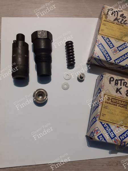 Injector holder - NISSAN Patrol / Safari (160/260) - 745000260- 2