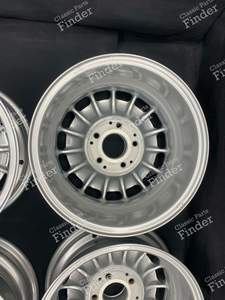 Original Baroque wheels - 6.5Jx14 ET30 - MERCEDES BENZ W108 / W109 - 1084001002- thumb-7