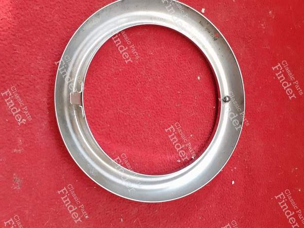 Marchal headlight surround - SIMCA 900 / Simc'4 / 1000 / 1005 / 1006 / 1118 /Abarth 1150 - 128A- 1