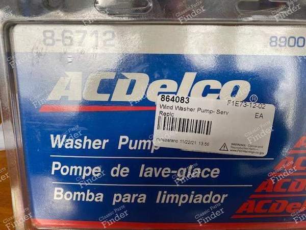 Windshield washer pump - CHEVROLET Chevelle / Malibu / El Camino - 8-6712- 1