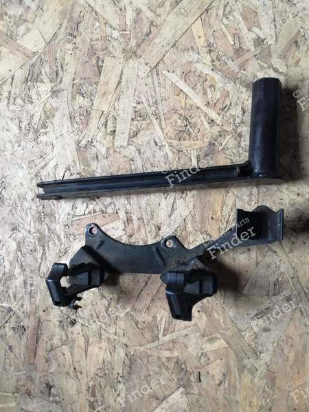 Schlüssel + Halter für Radmutternzieher - CITROËN XM - 0