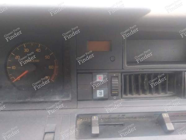 Clock for Renault 21 phase 1 - RENAULT 21 (R21) 