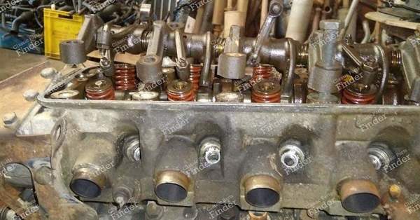 Culasse - PEUGEOT 304 - 2