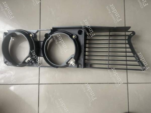 Left half front grille - ALFA ROMEO Alfetta - 116825904900- 1