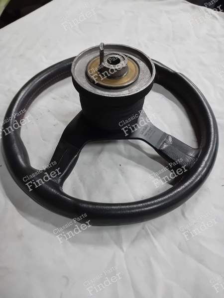 Volant Momo Alpina - BMW 3 (E30) - 1