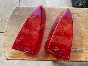 Pair of taillight caps - PEUGEOT 404 Coupé / Cabriolet