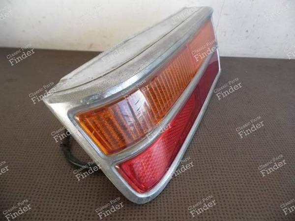 REAR LEFT LIGHT BMW 1800 / 2000 "NEUE KLASSE - BMW 1500 / 1600 / 1800 / 2000 (Neue Klasse) - 63218754115- 5