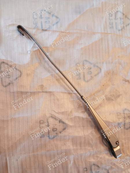Windshield Wiper Arm Right - MERCEDES BENZ /8 (W114 / W115) - A1158201444- 2