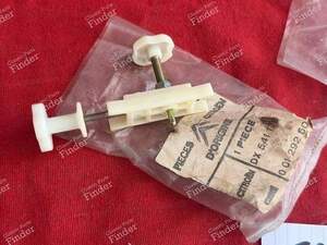 Paire de supports de phares directionnels pour CITROËN DS / ID