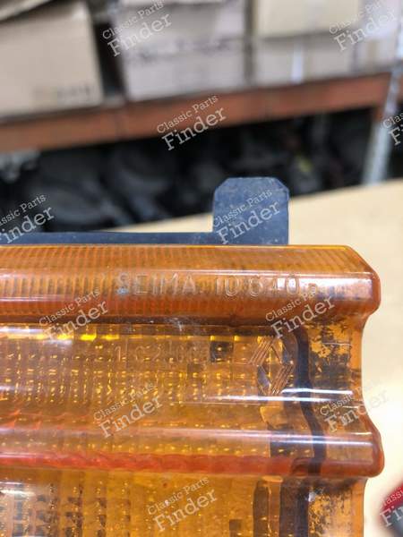 Right front turn signal - RENAULT Master - 10640- 1