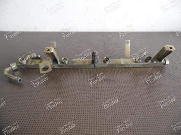 RAMPE INJECTION PORSCHE 944-1 - PORSCHE 944 - 944.110.080.04- 0