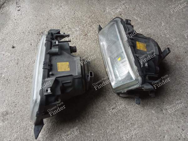 Rechte und linke Optik - AUDI 80/90 (B3/B4) - 1307022101 (G) / 1307022102 (D)- 2