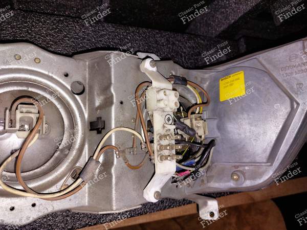 Left and right US headlight lenses - MERCEDES BENZ SL (R107) - 1305233056 (R) / 1305523033 (L)- 3