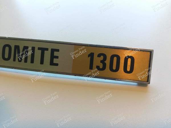 1300 emblem - TRIUMPH 1500 / Dolomite - 88627565 / JF4846- 2