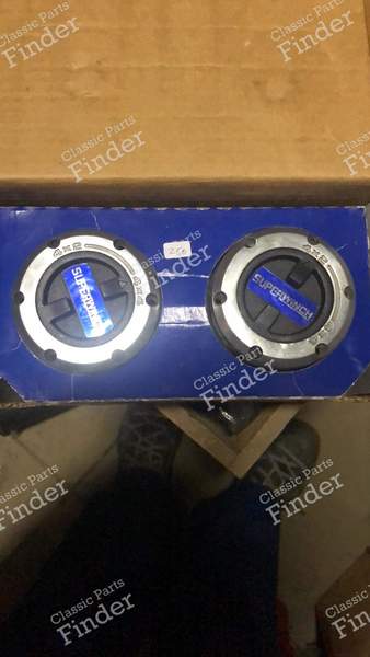 Pair of 10-spline clutch hubs - LAND ROVER Land Rover / Defender - RTC8021, RTC8162