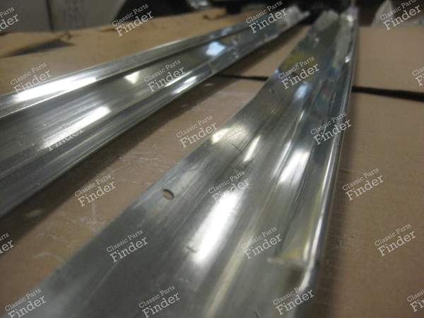 NOS Moulures de seuil extérieur Olympia Rekord Caravan 1957 - OPEL Olympia Rekord - #164797, #164798- 4