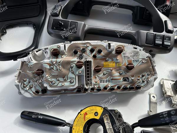 GT version meter - SUBARU Impreza - 1